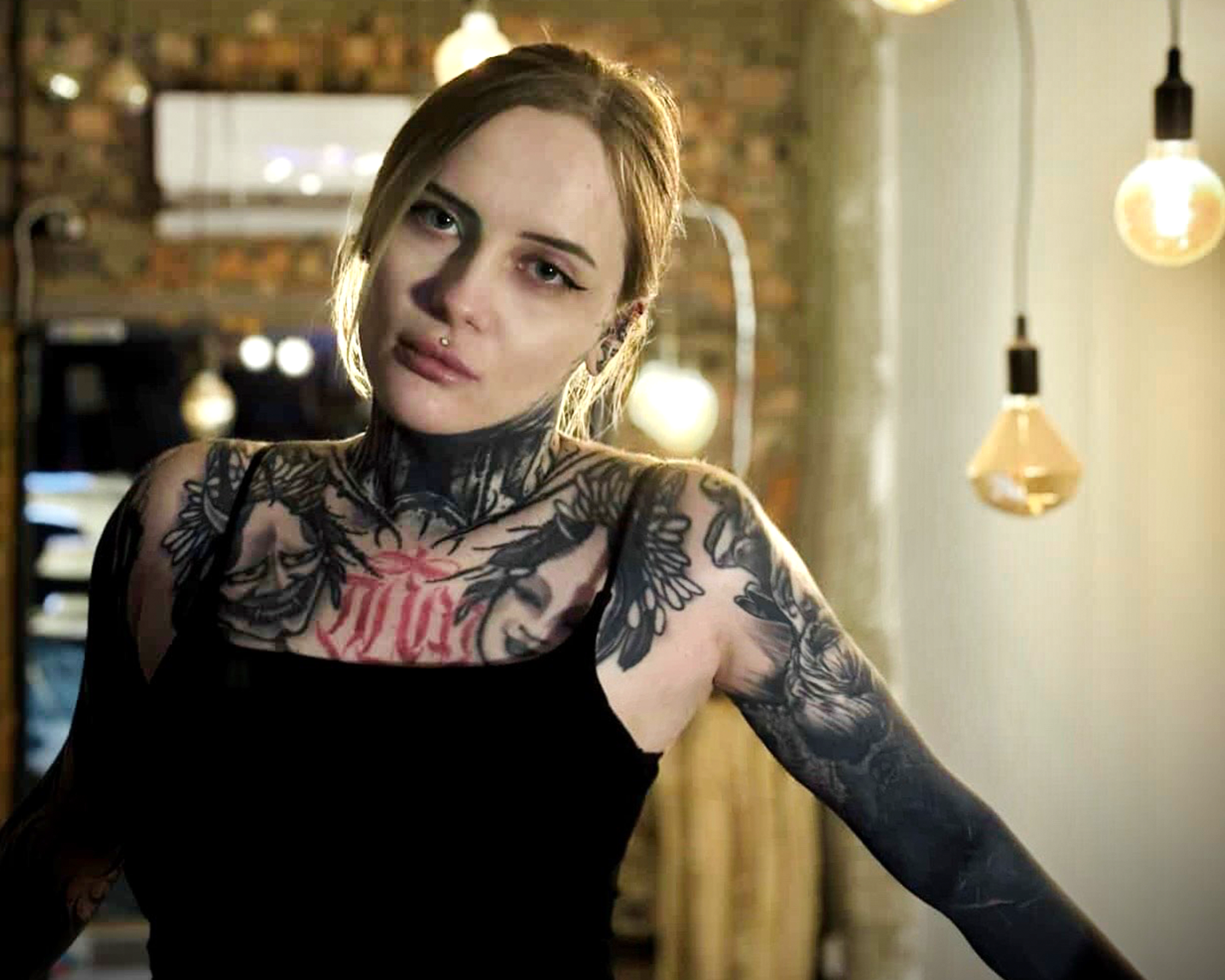 Irina - Tatoueuse Réalisme sur Astana, Kazakhstan